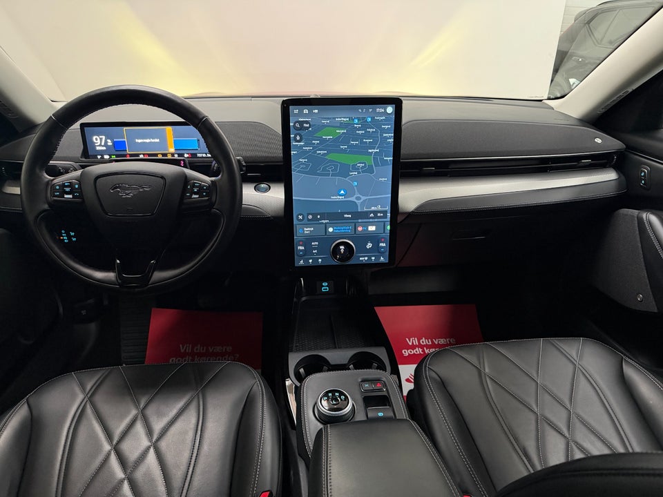 Ford Mustang Mach-E 68 Standard Range 5d