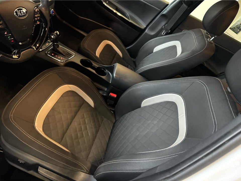 Kia Ceed 1,6 CRDi 136 GT-Line DCT 5d