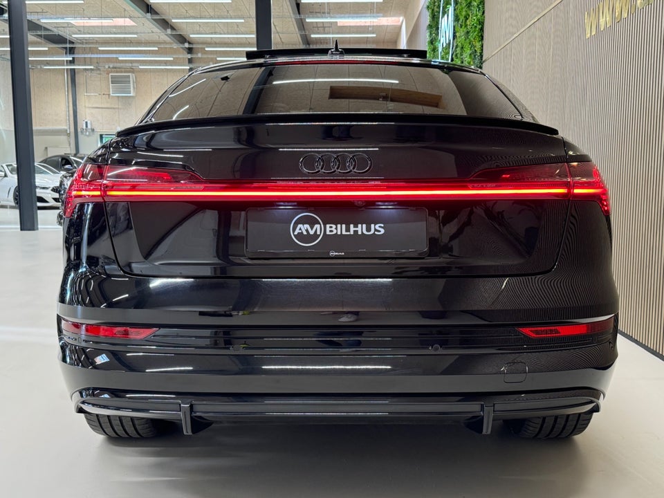 Audi e-tron 55 Black Edition Sportback quattro 5d