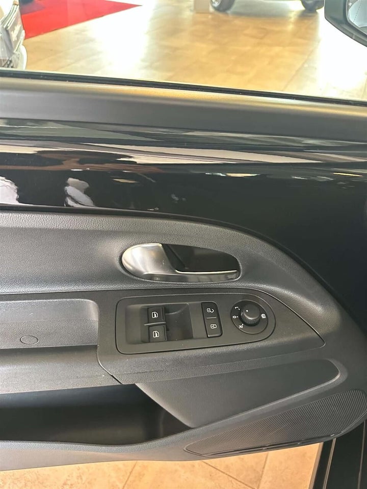 VW Up! 1,0 MPi 60 Move Up! BMT 5d