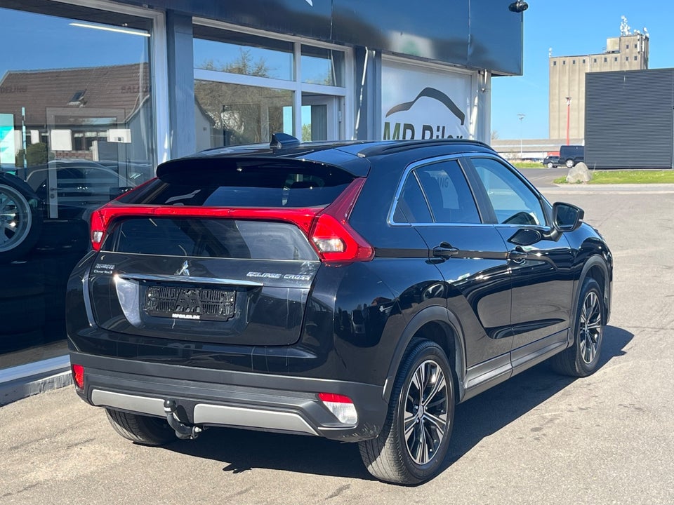 Mitsubishi Eclipse Cross 1,5 T 163 Invite+ 5d