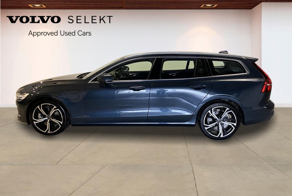 Volvo V60 2,0 T8 ReCharge Ultimate Bright aut. AWD 5d