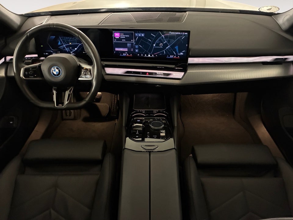 BMW i5 eDrive40 M-Sport 4d