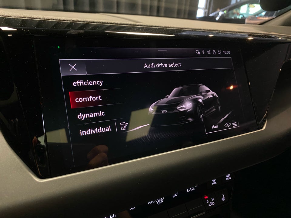 Audi e-tron GT quattro 4d