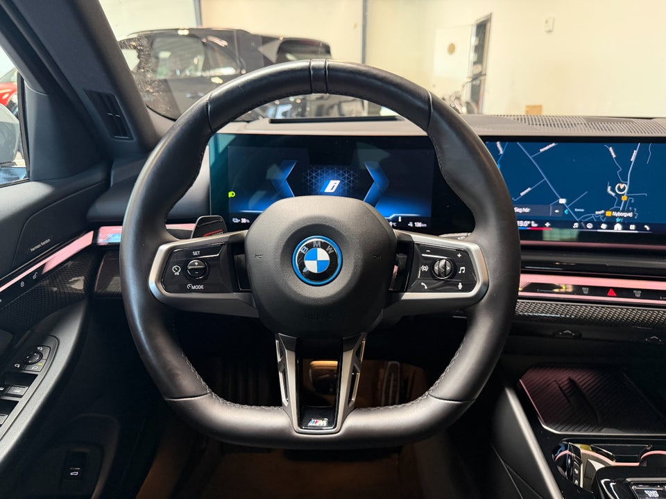 BMW i5 eDrive40 Touring Supercharged 5d