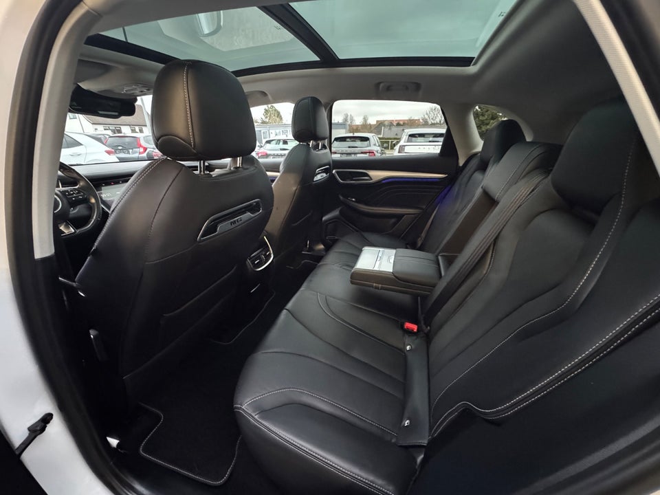 MG Marvel R Performance 5d