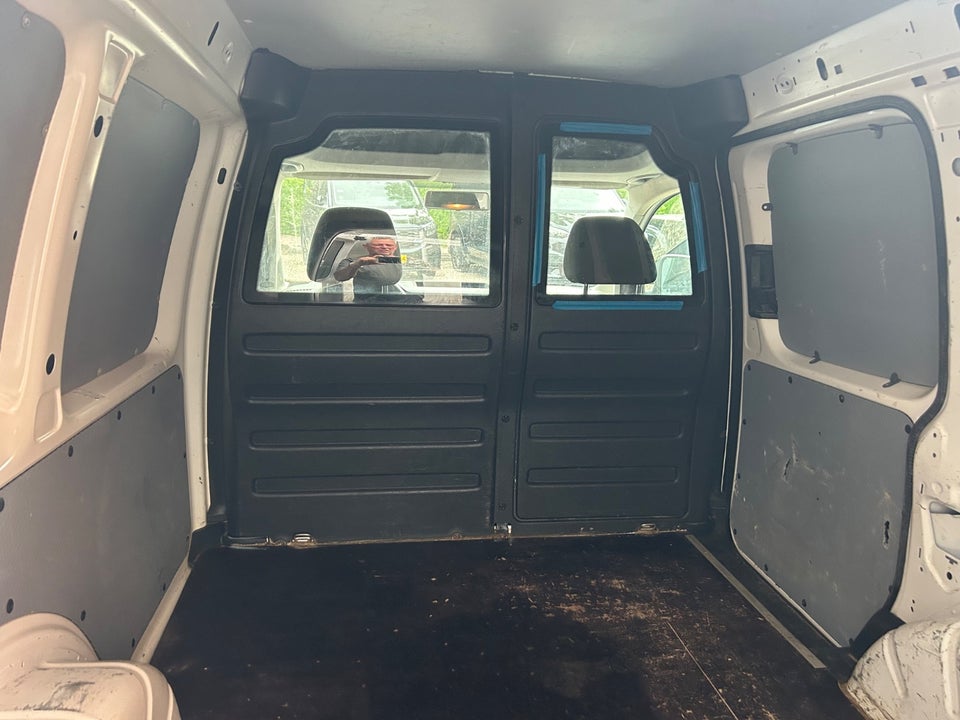 VW Caddy 1,6 TDi 75 Van 4d