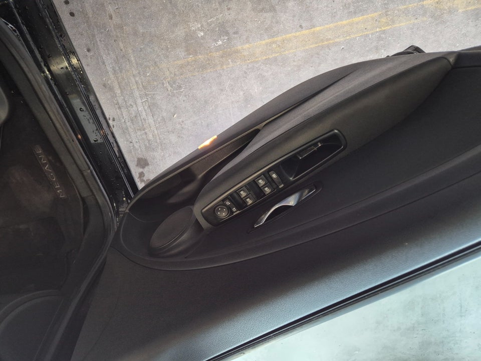 Renault Megane III 1,6 110 Authentique Sport Tourer 5d