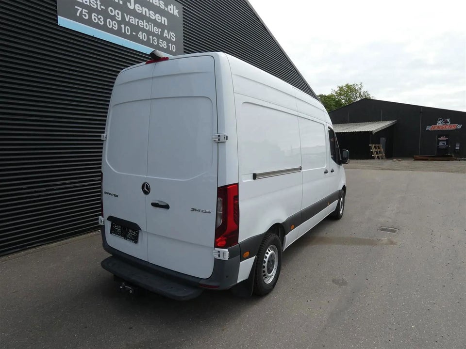 Mercedes Sprinter 214 2,2 CDi A2 Kassevogn aut. FWD