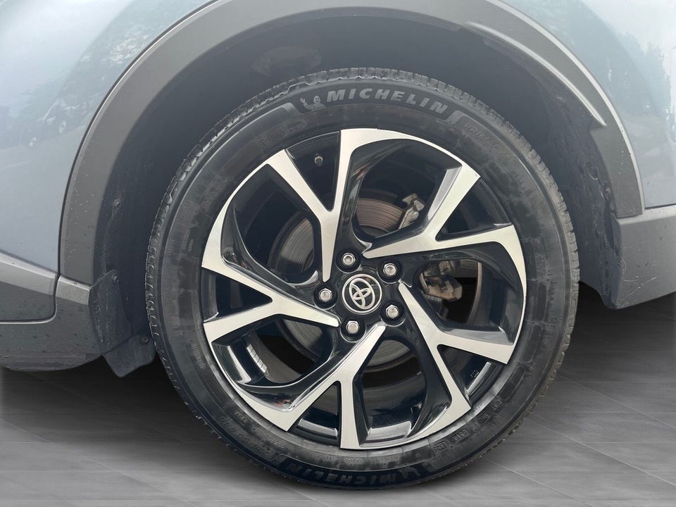 Toyota C-HR 2,0 Hybrid C-LUB Smart CVT 5d