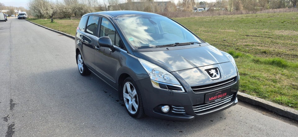 Peugeot 5008 2,0 HDi 150 Premium 7prs 5d