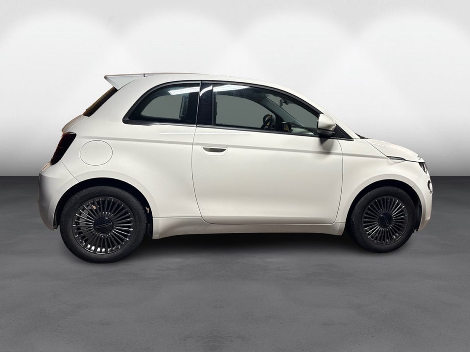 Fiat 500e 42 Icon Sky 3d