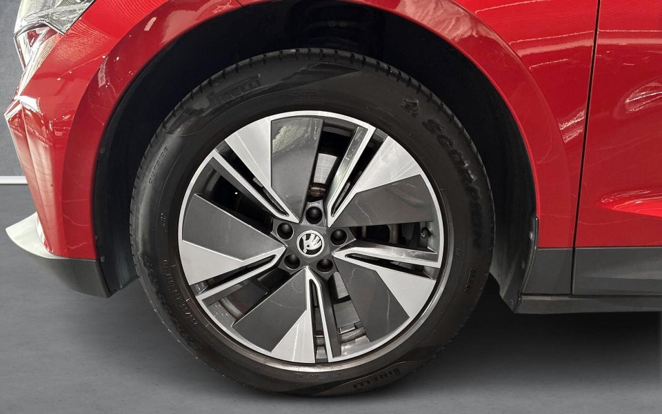 Skoda Enyaq 80 iV Loft 5d
