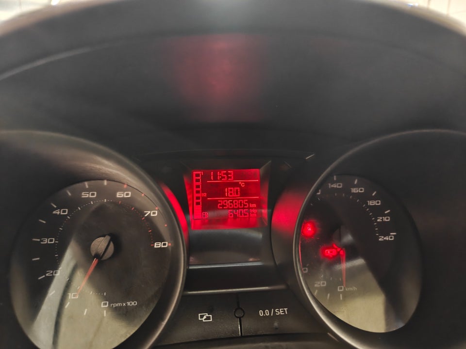 Seat Ibiza 1,4 16V Stylance 5d