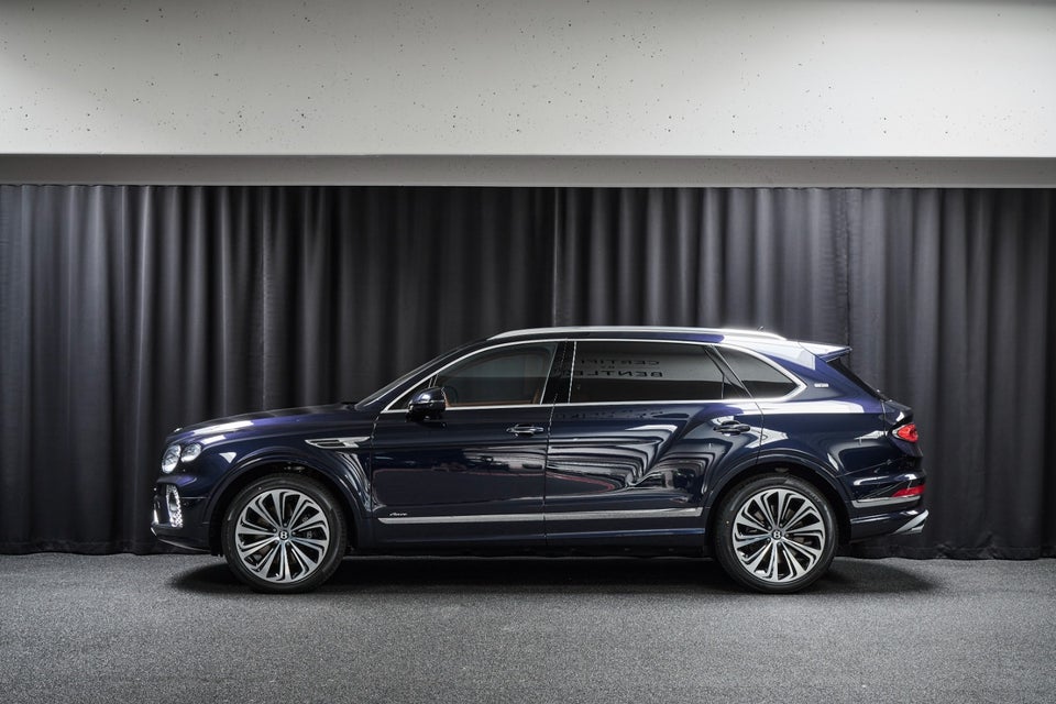 Bentley Bentayga 4,0 V8 Azure EWB aut. 5d