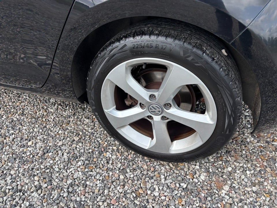 VW Golf VII 1,4 TSi 125 Comfortline BMT 5d