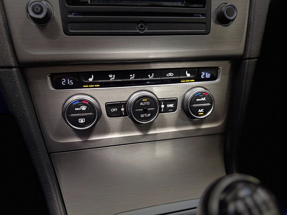 VW Golf VII 1,4 TSi 122 Comfortline BMT 5d