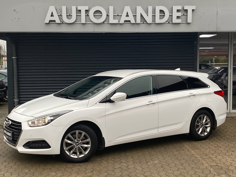 Hyundai i40 1,7 CRDi 141 Trend DCT 4d