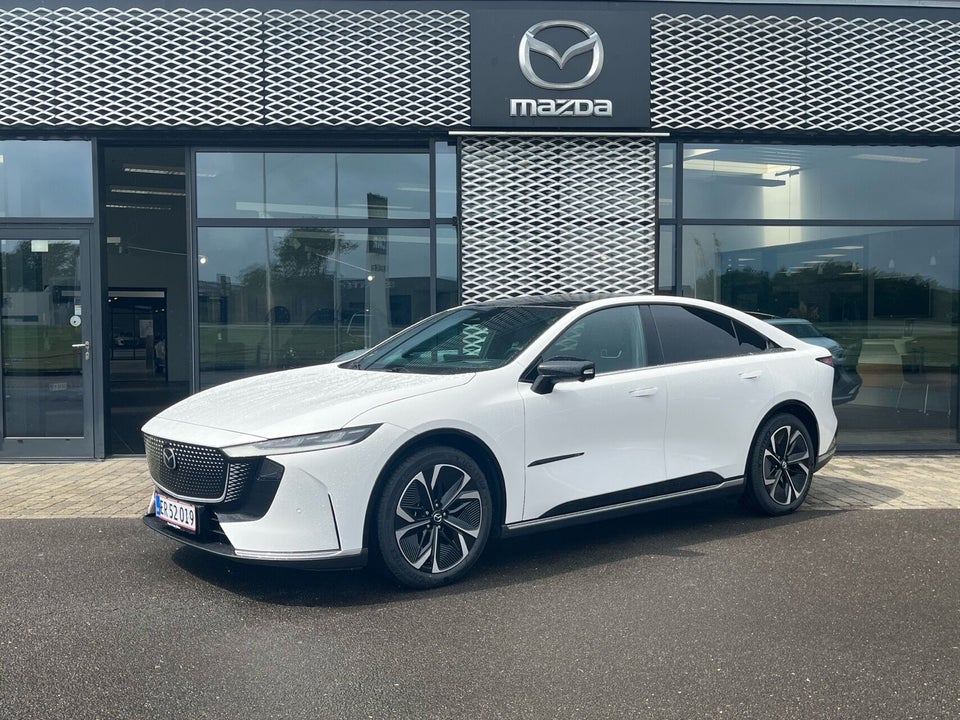 Mazda 6e Takumi Long Range 5d