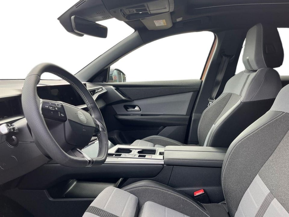 Opel Grandland-e 73 GS Sky 5d