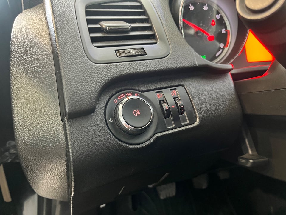 Opel Insignia 2,0 CDTi 130 Cosmo Sports Tourer eco 5d