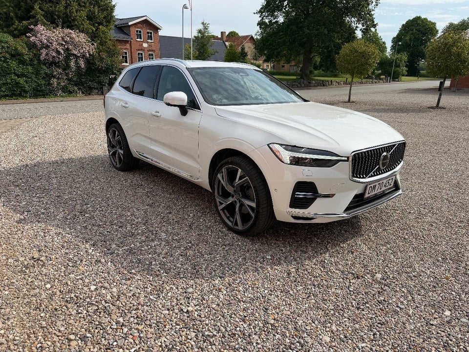 Volvo XC60 2,0 T8 ReCharge Plus Bright aut. AWD 5d
