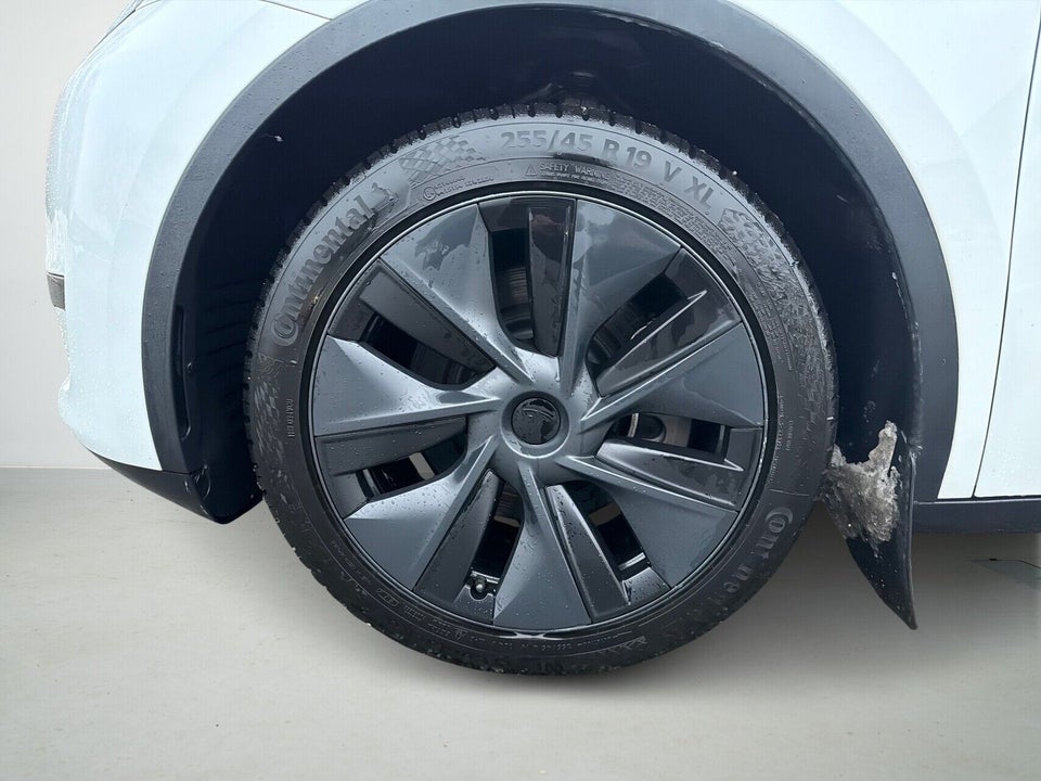 Tesla Model Y Long Range RWD 5d