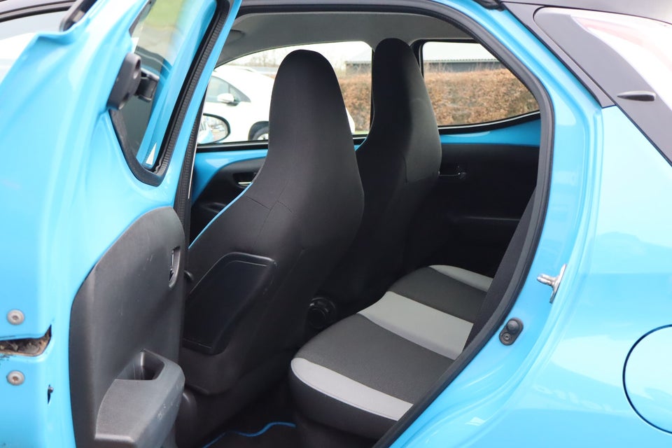 Toyota Aygo 1,0 VVT-i x-clusiv 5d