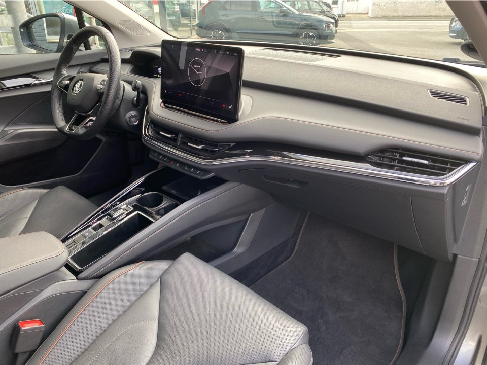 Skoda Enyaq 80 iV Suite 5d