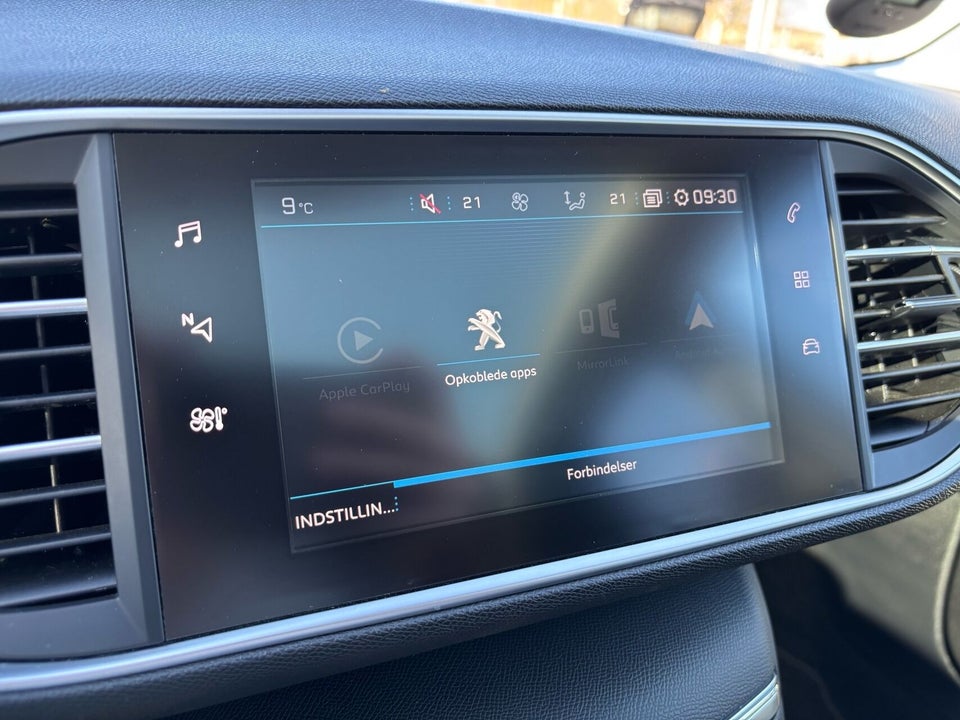 Peugeot 308 1,6 BlueHDi 120 Allure Sky SW EAT6 5d