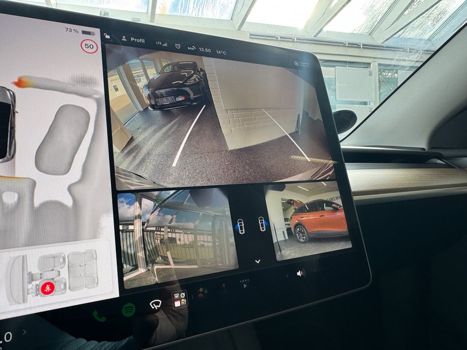 Tesla Model Y Long Range AWD 5d
