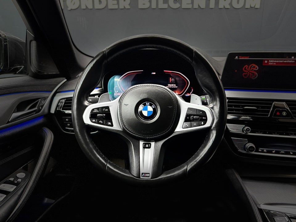 BMW 530d 3,0 Touring M-Sport xDrive aut. 5d