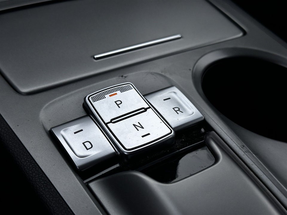 Hyundai Kona 39 EV Essential 5d