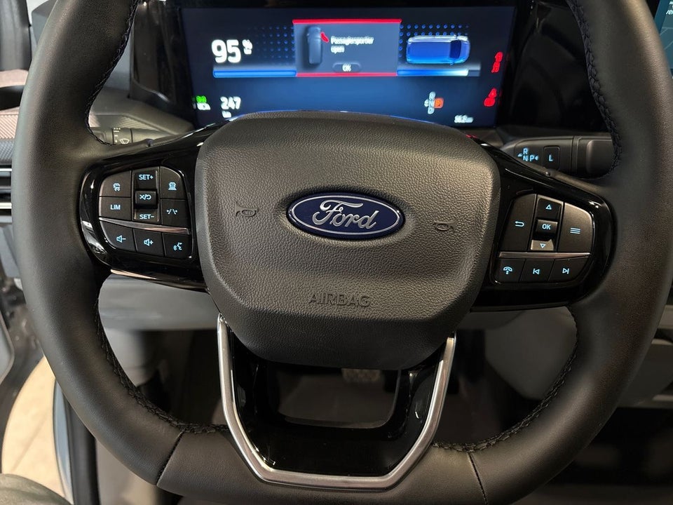 Ford E-Transit Custom 340L 64 Limited