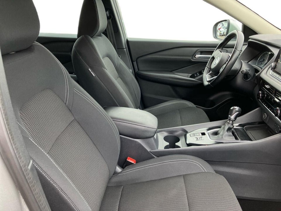 Nissan Qashqai 1,3 mHEV Acenta 5d