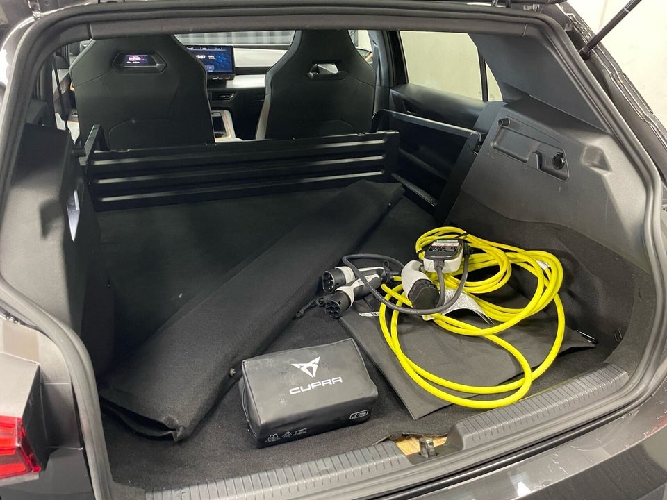 Cupra Born 77 e-Boost Van 5d