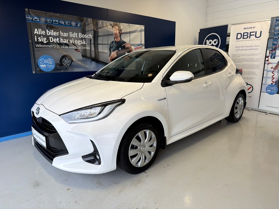 Toyota Yaris 1,5 Hybrid H3 Vision e-CVT 5d