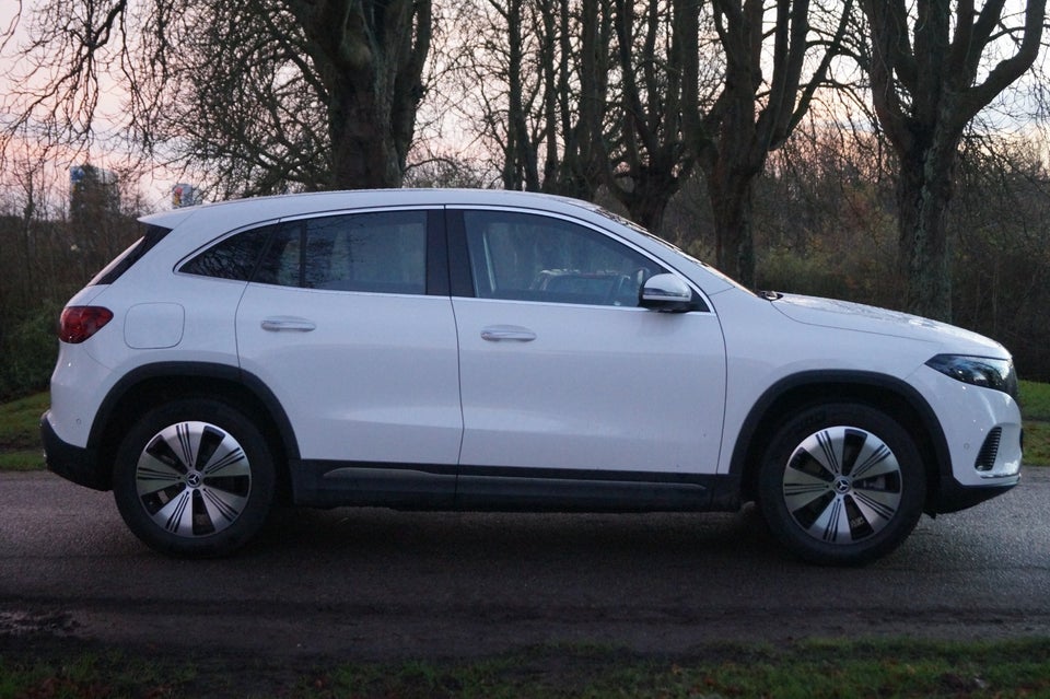 Mercedes EQA350 Progressive 4Matic 5d