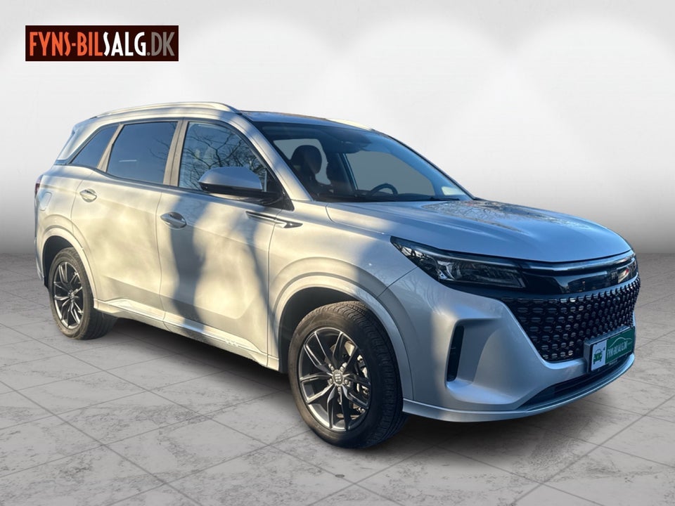 Navor E5 1,5 PHEV Rock 5d