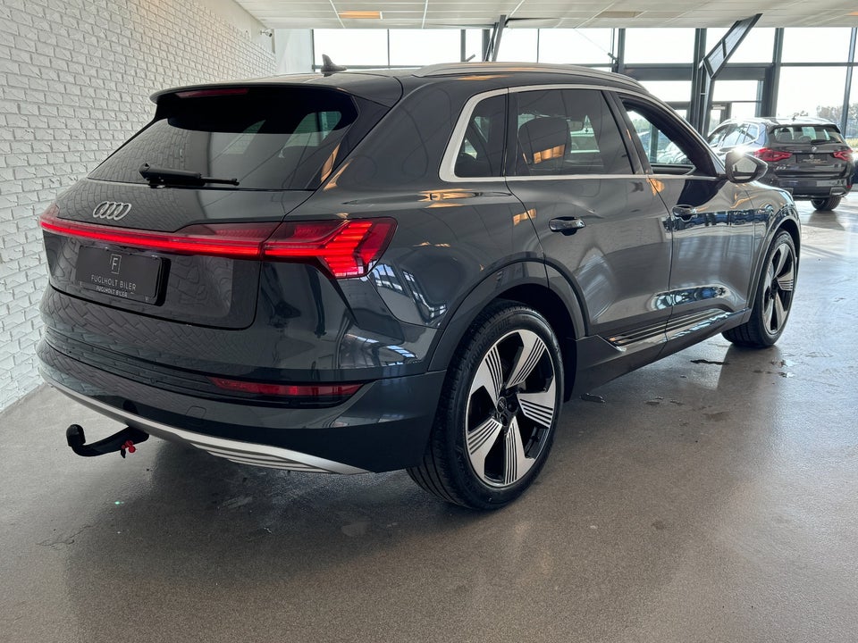 Audi e-tron 50 S-line quattro 5d