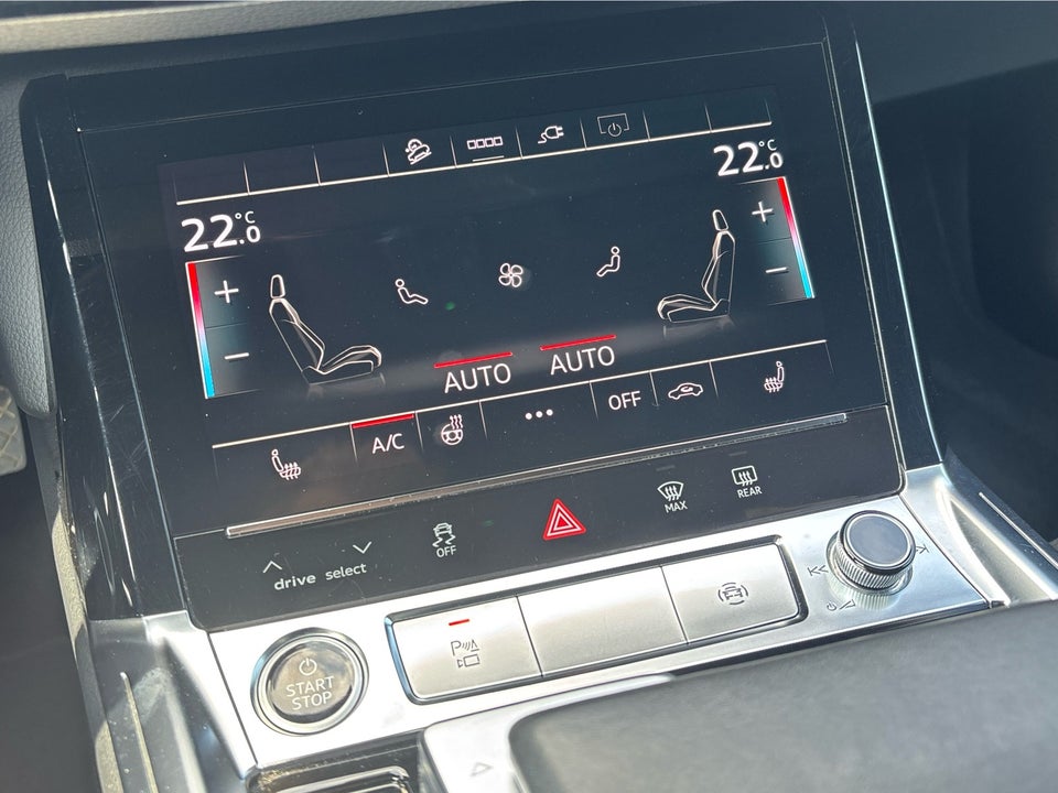 Audi e-tron 55 S-line quattro 5d