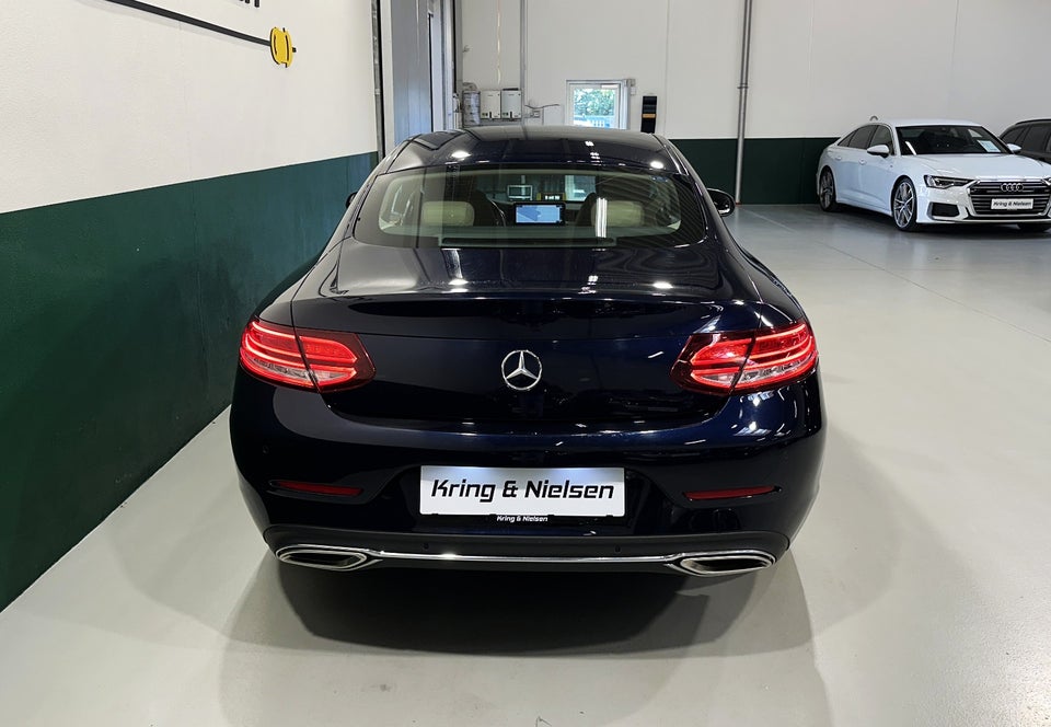 Mercedes C300 2,0 Coupé aut. 2d