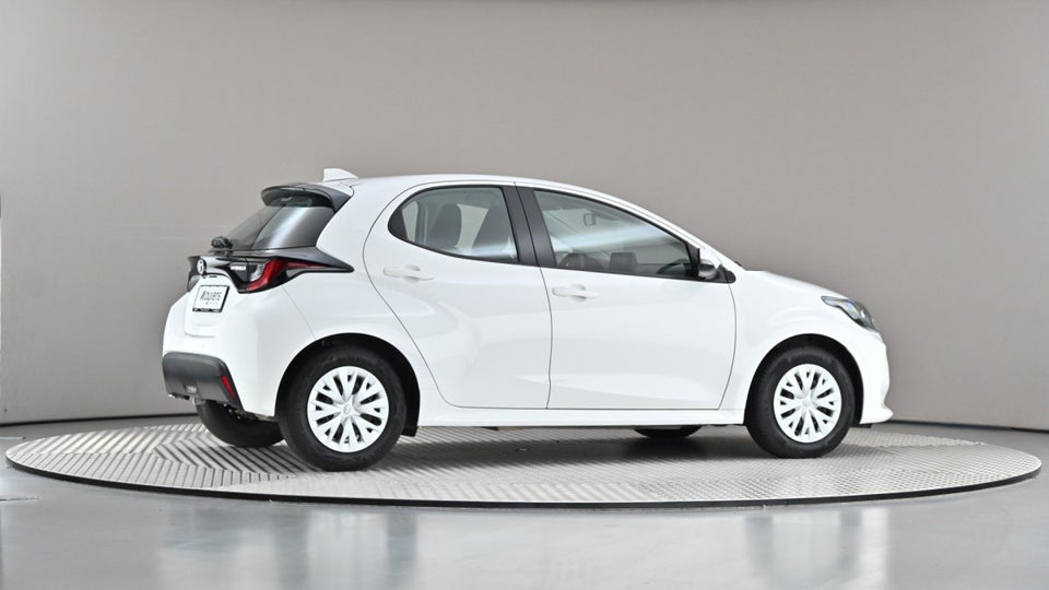 Toyota Yaris 1,5 Hybrid H3 e-CVT 5d