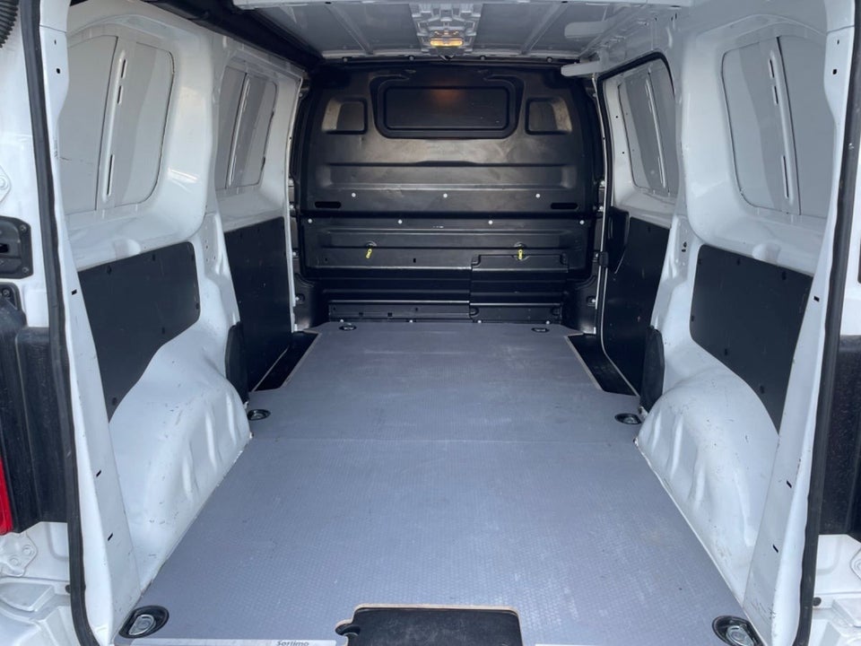 Opel Vivaro 2,0 D 122 L2V1
