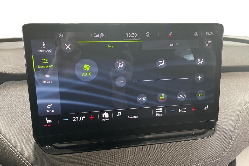 Skoda Enyaq 50 iV Loft 5d