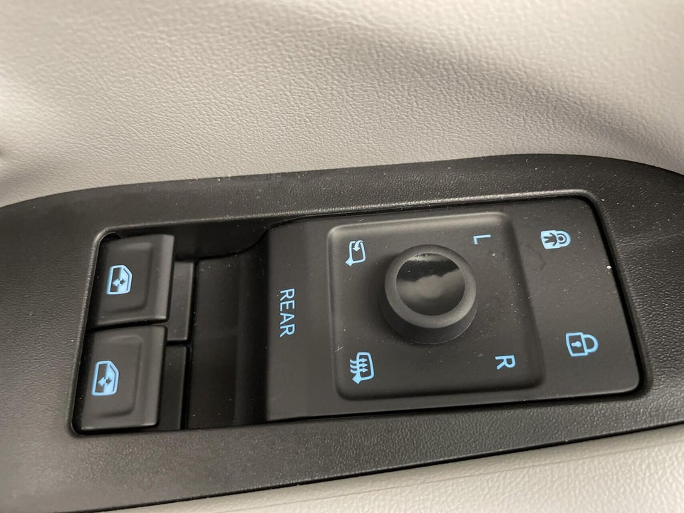 Ford Explorer 82 Select Extended Range 5d