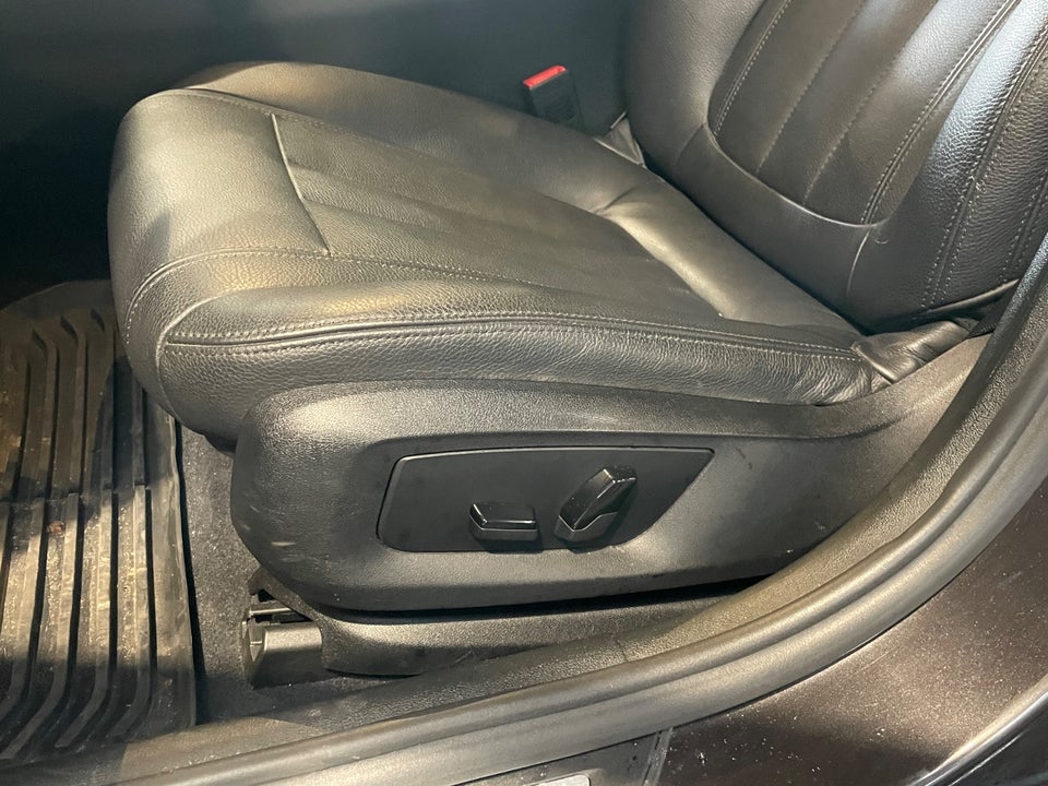 BMW 530d 3,0 Sport Line aut. 4d