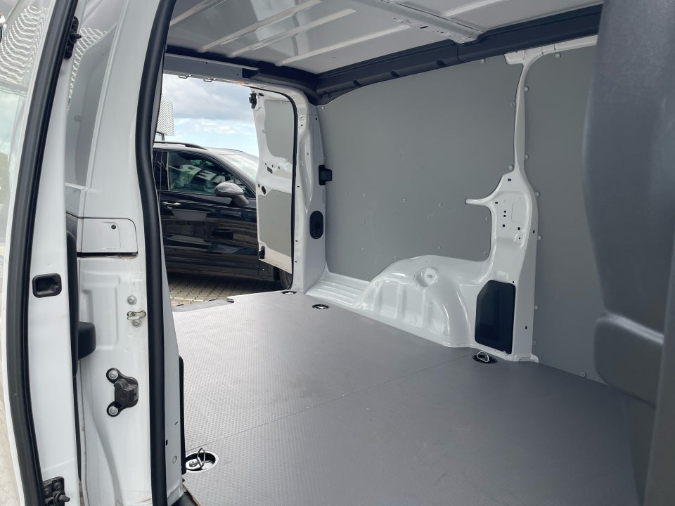 Peugeot e-Expert 75 L3 Ultimate Van