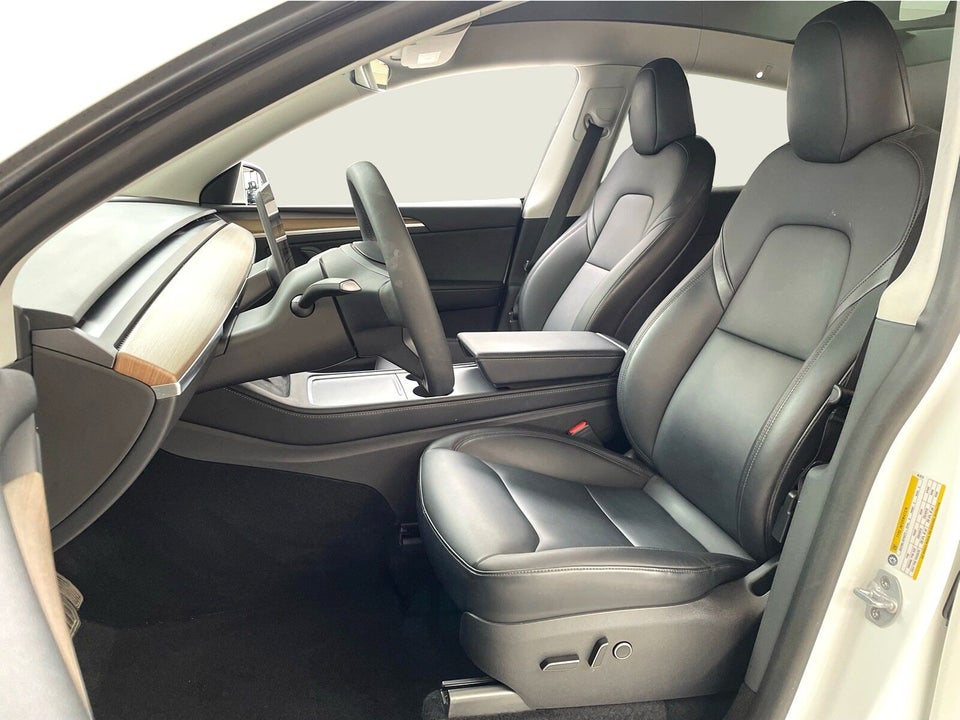Tesla Model Y Long Range RWD 5d