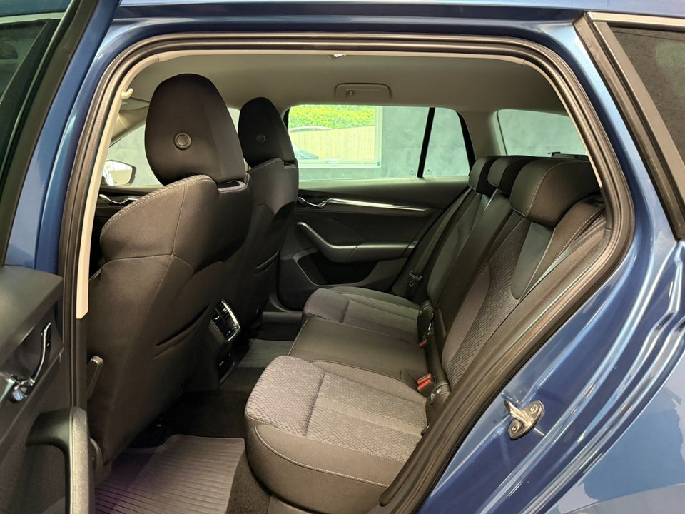 Skoda Octavia 1,4 TSi iV Combi DSG 5d